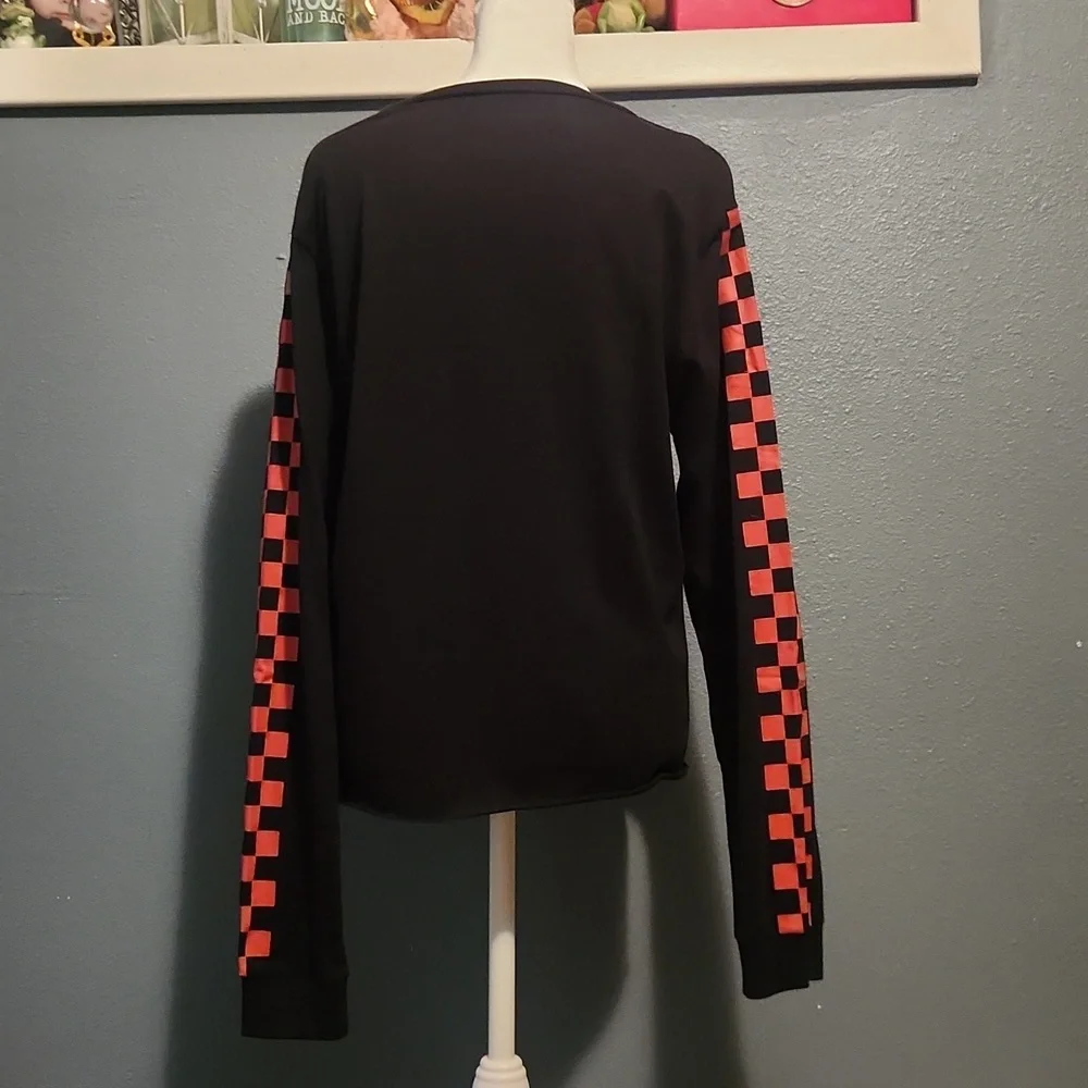 Shirt - Picture 2 of 4